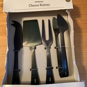 Threshold 4 piece bridgeport cheese knives damaged packaging knives new